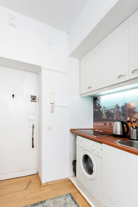 Апартаменти Miodowa 12, Old Town / 200 M From Castle Square Варшава Екстер'єр фото