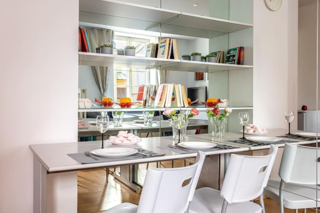 Апартаменти Miodowa 12, Old Town / 200 M From Castle Square Варшава Екстер'єр фото